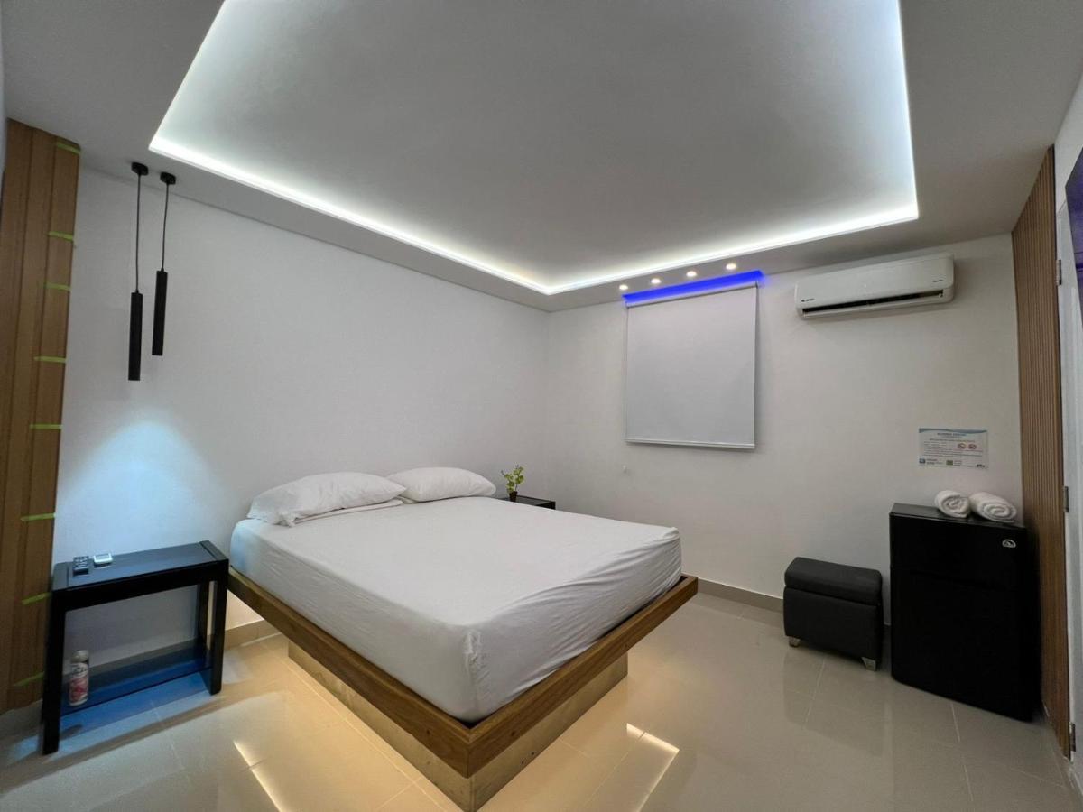 Alegria Hostal Сантяго де лос Кабайерос Екстериор снимка